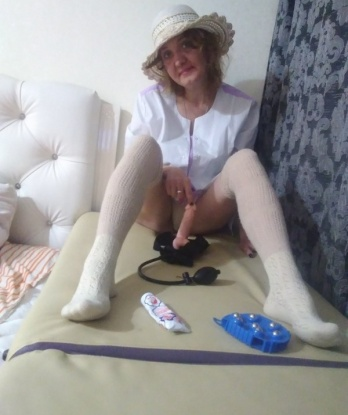 Молодая, стройная, ухоженная красотка приглашает в гости состоятельного мужчину для приятного времяпровождения. Обожаю страстные объятия и нежные поцелуи. Звони, не пожалеешь! 7936, 2023 года